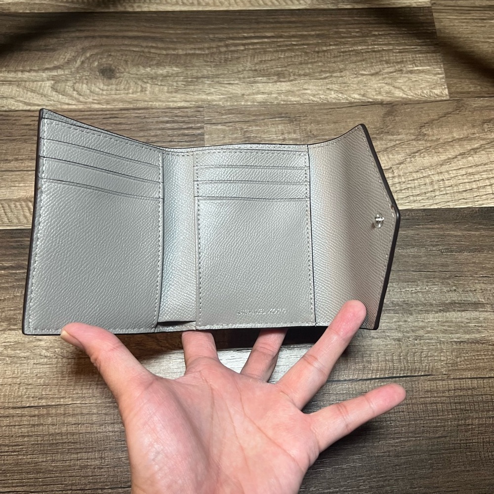 Michael Kors Grey Trifold Wallet - Picture 5 of 10